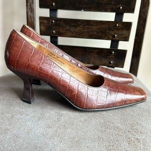 Carlos Falchi Croia Faux Croc Heels Size 8